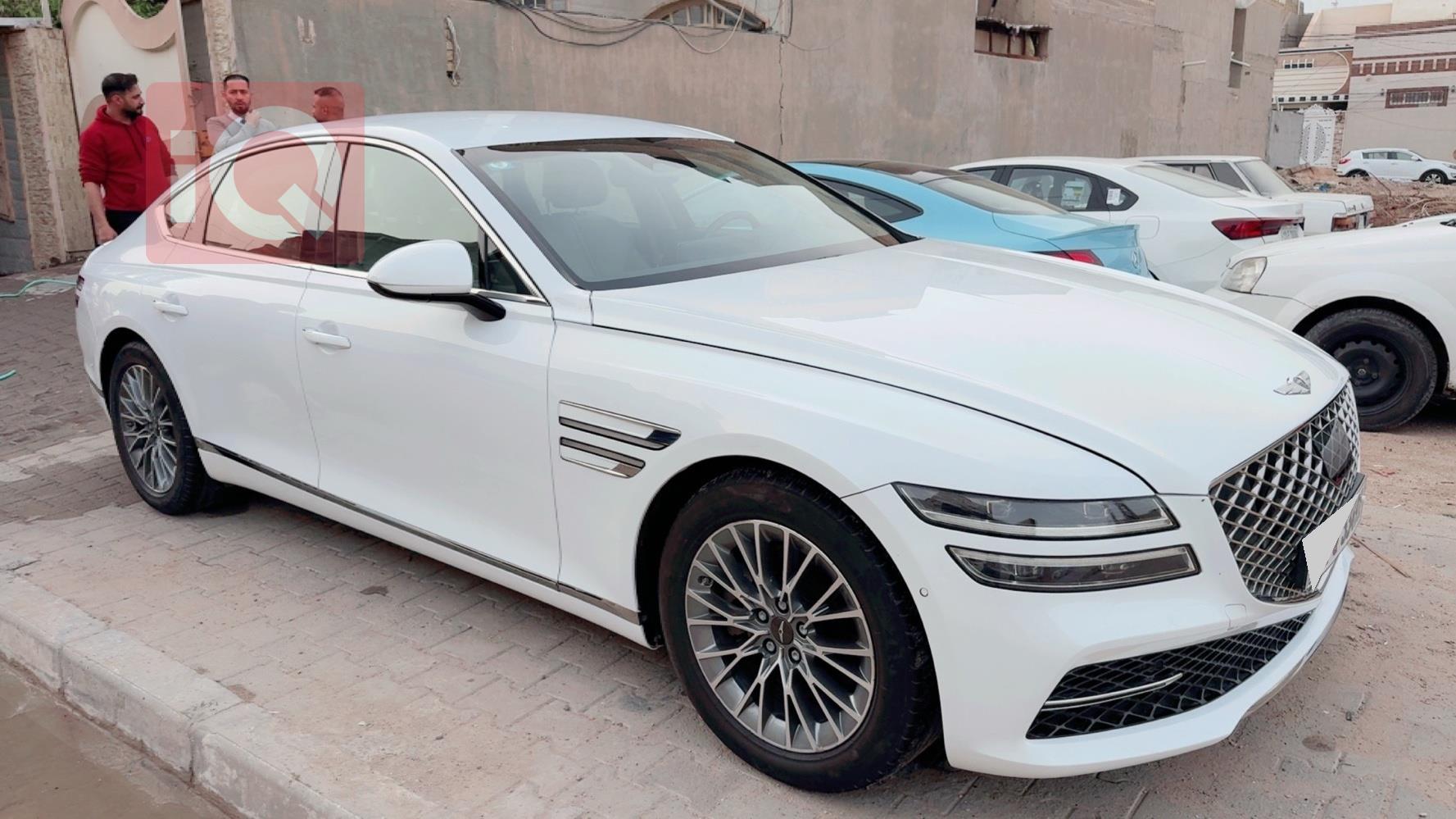 جنسس G80